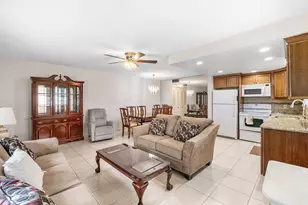 57 Canterbury, West Palm Beach, FL 33417 - Photo 7