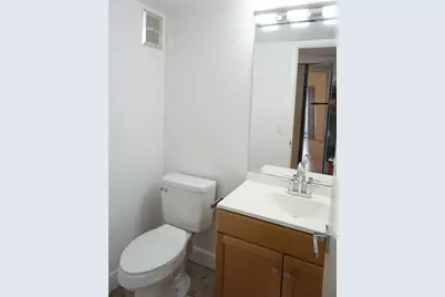 50 Canterbury B, West Palm Beach, FL 33417 - Photo 5