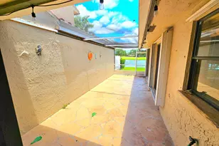 566 Village Lake Dr, Weston, FL 33326 - Photo 37
