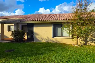566 Village Lake Dr, Weston, FL 33326 - Photo 33