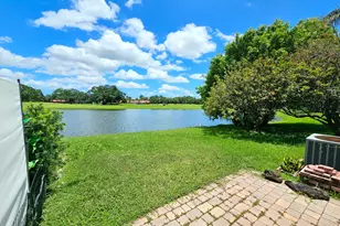 566 Village Lake Dr, Weston, FL 33326 - Photo 35
