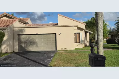 566 Village Lake Drive, Weston, FL 33326 - Photo 41