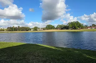 566 Village Lake Dr, Weston, FL 33326 - Photo 43