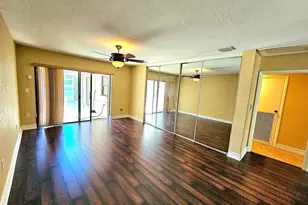 566 Village Lake Dr, Weston, FL 33326 - Photo 15