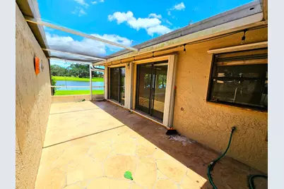 566 Village Lake Drive, Weston, FL 33326 - Photo 25