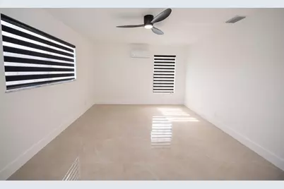 110 NW 6th Avenue, Dania Beach, FL 33004 - Photo 35