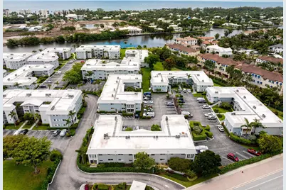 34 Colonial Club Drive #101, Boynton Beach, FL 33435 - Photo 9