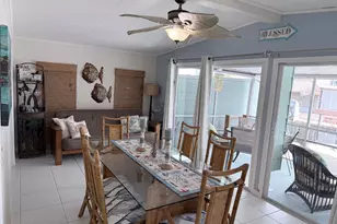 225 W 2nd Ct, Key Largo, FL 33037 - Photo 1