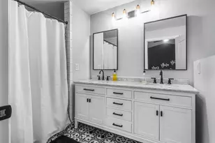 357 River Bluff Ln, Royal Palm Beach, FL 33411 - Photo 17