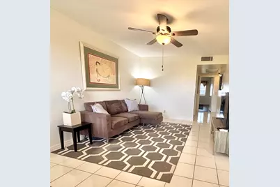 4032 Newcastle B, Boca Raton, FL 33434 - Photo 5