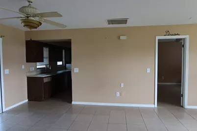601 SE Polynesian Avenue, Port Saint Lucie, FL 34983 - Photo 11