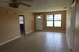 601 SE Polynesian Ave, Port Saint Lucie, FL 34983 - Photo 9