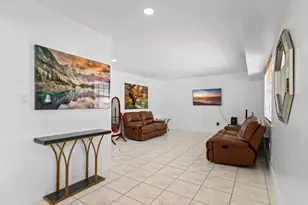 1450 W 37th St, Hialeah, FL 33012 - Photo 21