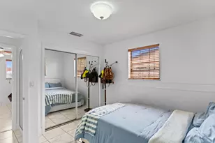 1450 W 37th St, Hialeah, FL 33012 - Photo 39