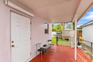 1450 W 37th St, Hialeah, FL 33012 - Photo 51
