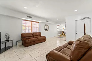 1450 W 37th St, Hialeah, FL 33012 - Photo 19
