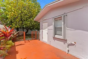 1450 W 37th St, Hialeah, FL 33012 - Photo 53