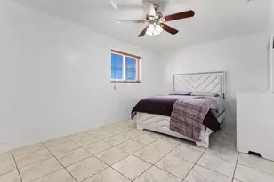 1450 W 37th St, Hialeah, FL 33012 - Photo 33