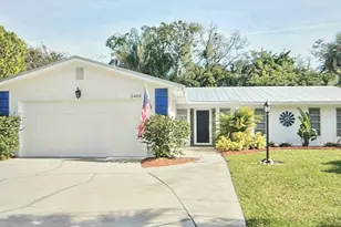 2466 44th Ave, Vero Beach, FL 32966 - Photo 1