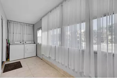 646 Flanders N, Delray Beach, FL 33484 - Photo 25
