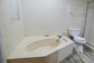 22864 Marbella Cir, Boca Raton, FL 33433 - Photo 19