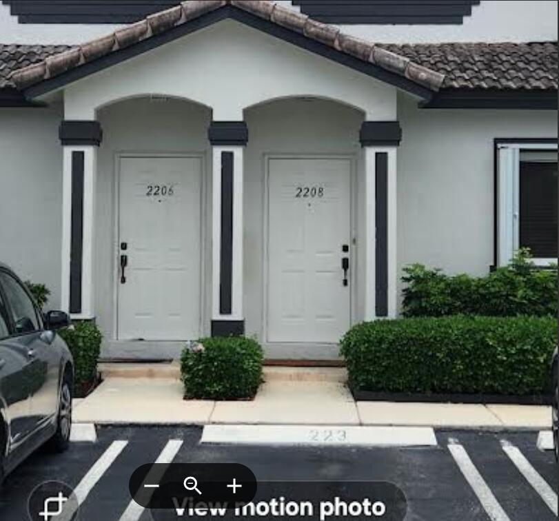 2208 SE 24th Pl - 2208 SE 24th Pl, Homestead, FL 33035 Luxury Property | Jose Angel Pina