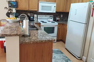 2208 SE 24th Pl, Homestead, FL 33035 - Photo 5