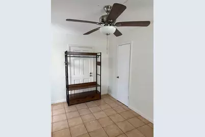 807 Phippen Waiters Road #2, Dania Beach, FL 33004 - Photo 5
