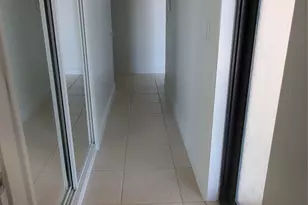 1421 NW 114th Ave, Pembroke Pines, FL 33026 - Photo 19