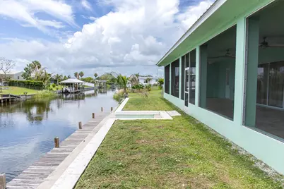 2406 SE 31st Street SE, Okeechobee, FL 34974 - Photo 9