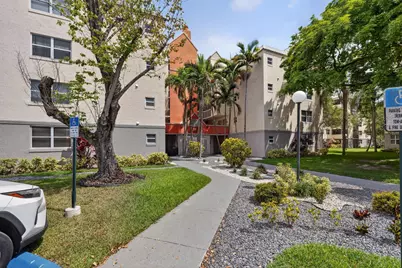8363 Lake Drive #308, Doral, FL 33166 - Photo 1