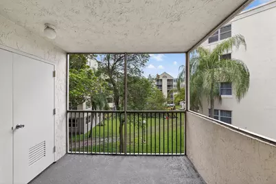 8363 Lake Drive #308, Doral, FL 33166 - Photo 5