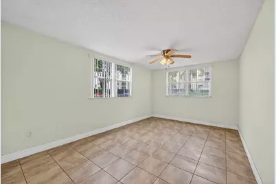 8373 Lake Drive #101, Doral, FL 33166 - Photo 9