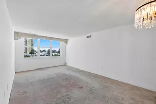 2751 S Ocean Dr, Hollywood, FL 33019 - Photo 11