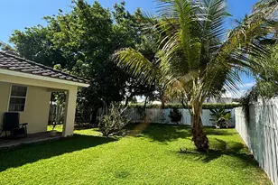 9532 NW 9th Ct, Plantation, FL 33324 - Photo 3