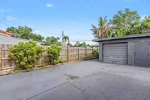 6417 SW 23rd St, Miramar, FL 33023 - Photo 7