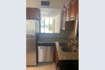 4236 Deste #108, Lake Worth, FL 33467 - Photo 3
