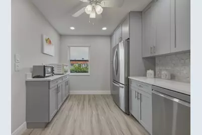 5800 W Fernley Dr W #9, Greenacres, FL 33415 - Photo 5