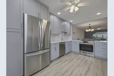 5800 W Fernley Dr W #9, Greenacres, FL 33415 - Photo 7