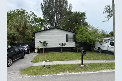 10548 W Sandalfoot Blvd, Boca Raton, FL 33428 - Photo 7