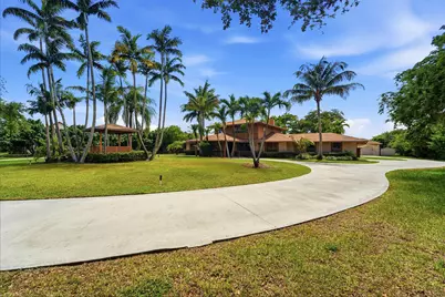 24210 SW 122nd Avenue SW, Homestead, FL 33032 - Photo 3