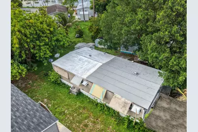 32 Lisa Lane, Greenacres, FL 33463 - Photo 3