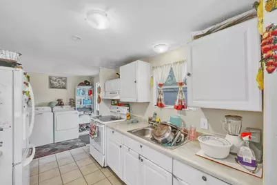 32 Lisa Lane, Greenacres, FL 33463 - Photo 15