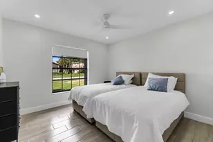 10131 Camelback Ln, Boca Raton, FL 33498 - Photo 11