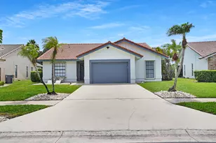 10131 Camelback Ln, Boca Raton, FL 33498 - Photo 3