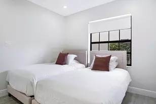 10131 Camelback Ln, Boca Raton, FL 33498 - Photo 13
