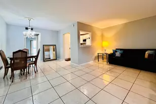 330 Southampton B, West Palm Beach, FL 33417 - Photo 3