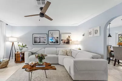 2527 SW 12th Street, Boynton Beach, FL 33426 - Photo 9