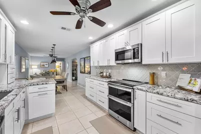 2527 SW 12th Street, Boynton Beach, FL 33426 - Photo 19
