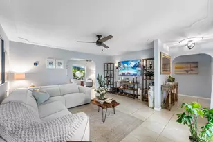 2527 SW 12th St, Boynton Beach, FL 33426 - Photo 7